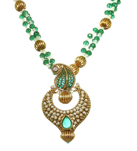 Green Stone Beaded Leaf Design Pendant Set