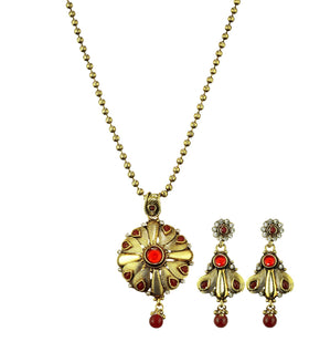 Maroon Stone Studded Leaf Design Chain Pendant Set