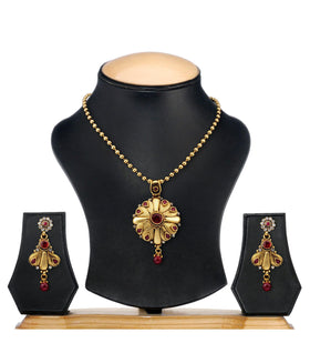 Maroon Stone Studded Leaf Design Chain Pendant Set